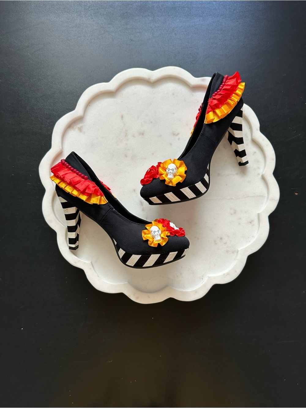 Ellie Multicolored Ruffle Heels with Dkulls & Bead Accents ~ Size 7